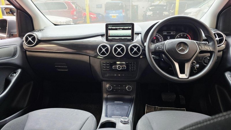 MERCEDES-BENZ B CLASS