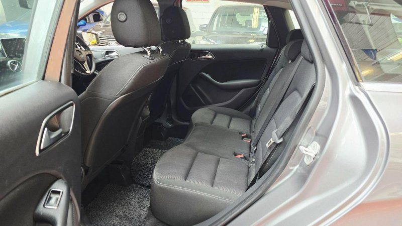 MERCEDES-BENZ B CLASS