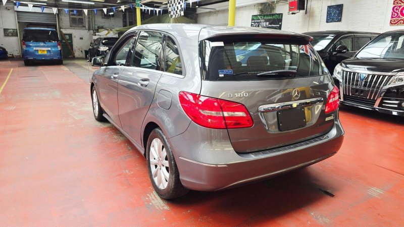 MERCEDES-BENZ B CLASS