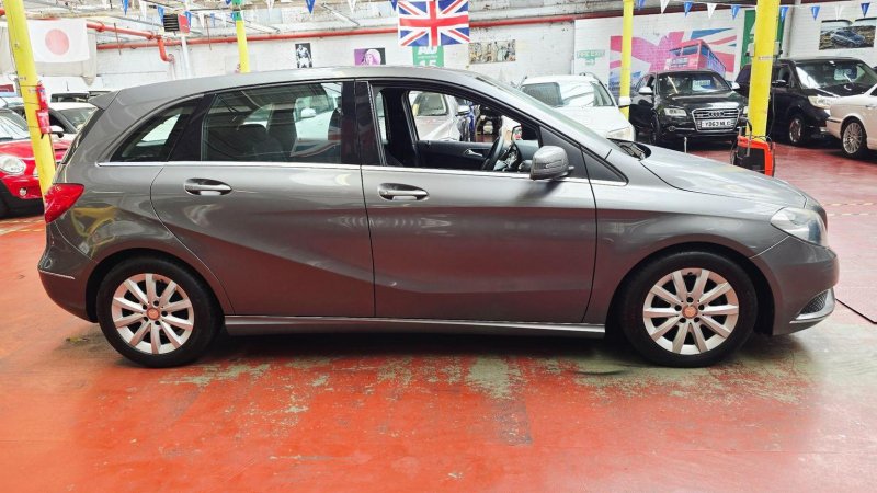 MERCEDES-BENZ B CLASS