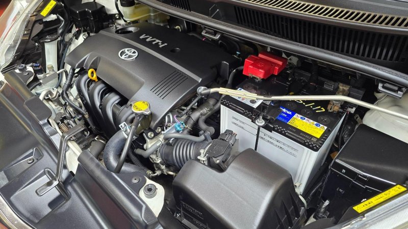 TOYOTA YARIS VERSO