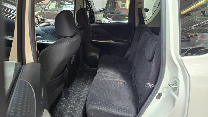 TOYOTA YARIS VERSO