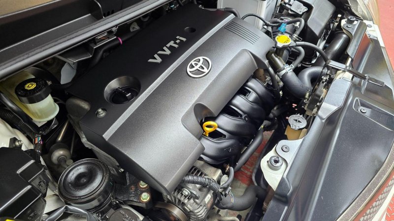 TOYOTA YARIS VERSO