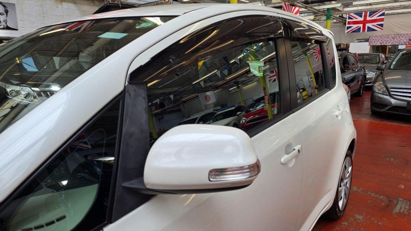 TOYOTA YARIS VERSO