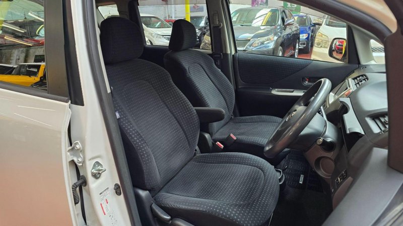 TOYOTA YARIS VERSO