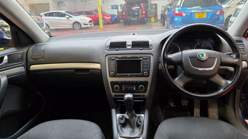 SKODA OCTAVIA