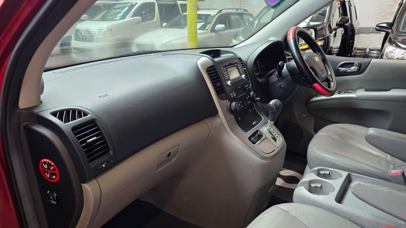 KIA SEDONA