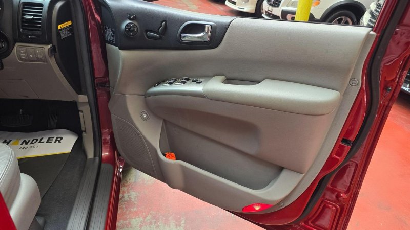 KIA SEDONA
