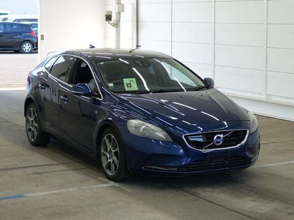 2015 Volvo V40